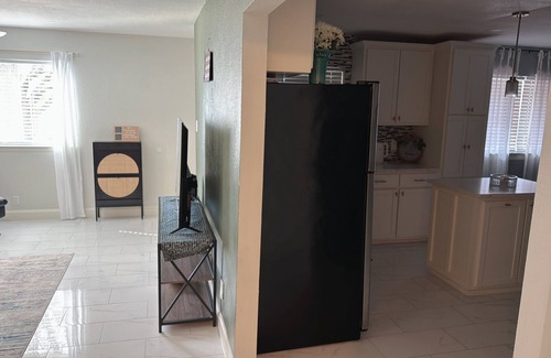 Fort Worth House | TEXANO INN Charming 3-bedroom house with WiFi and AC in welcoming Fort Worth