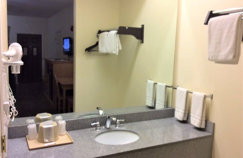 Weslaco Hotel | Texas Inn Weslaco