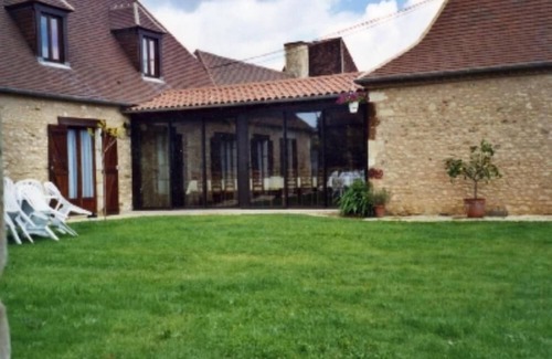 Rouffignac-Saint-Cernin-de-Reilhac House | (Text automatically translated) House furnished character the character ancienneMaison