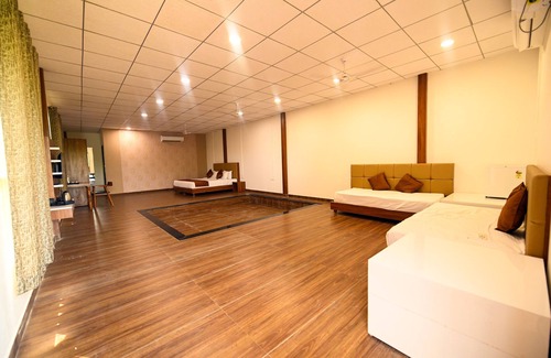 Bhopal Hotel | TGI Insignia Resort & Villa's