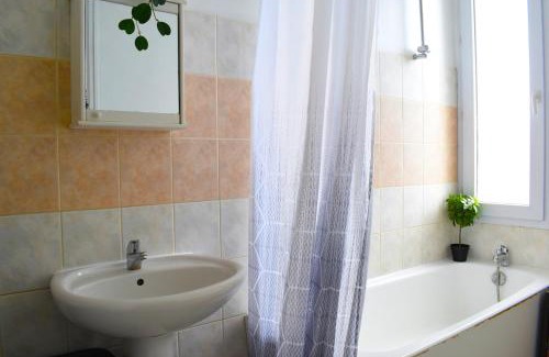 Quartier Saint-Clement - Jardin des Plantes Apartment | Théophile