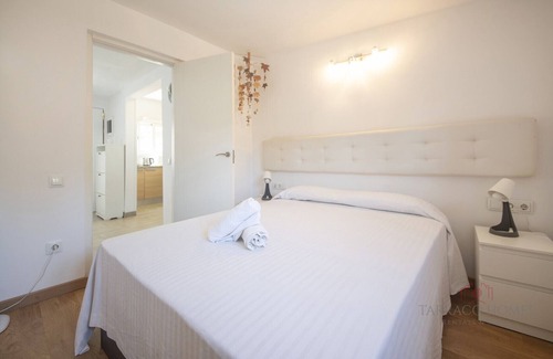 Tarragona House | TH46 Casa Ermita with Pool and Garden