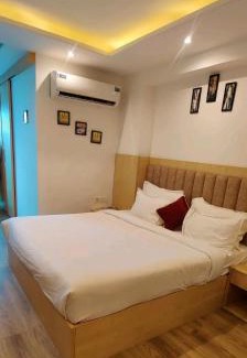 Shyam Nagar Hotel | Tha grand anukampa