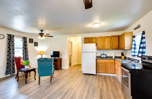 Thackerville House | Thackerville Getaway w/Porch - Near WinStar!