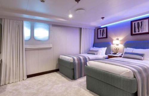 Bang Kung Boat Rental | Thai Yacht