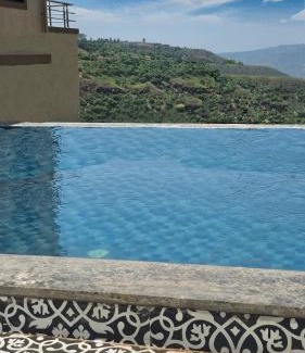 Nandanwan House | Thalaiva Villa by Hillstayion