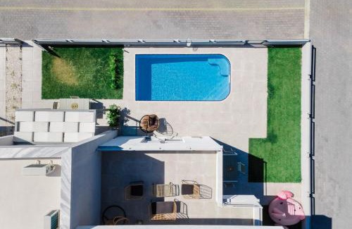 Ofrinion Apartment | Thalassa & Thalassa Prive Residential Complex
