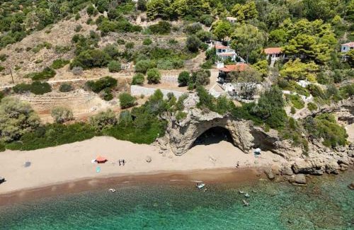 Pylos-Nestoras Apartment | Thalasson Beach House