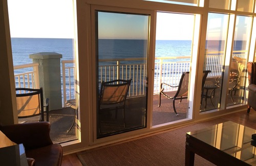 Myrtle Beach Condo | THANK YOU 2025 RENTERS for 100%. 2026 starting to book DIRECT OCEAN FRONT 5BR