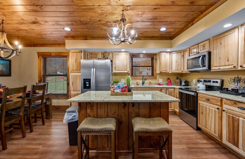 Maggie Valley Cabin | Thanksgiving is now available!