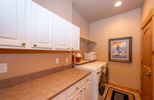 Winter Park House | Thanksgiving open at Antler Lodge