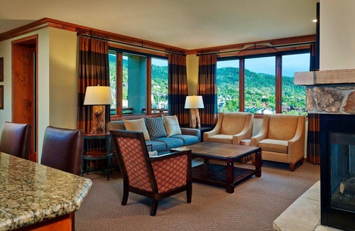 Steamboat Springs Villa | Thanksgiving Mountain Getaway in Steamboat