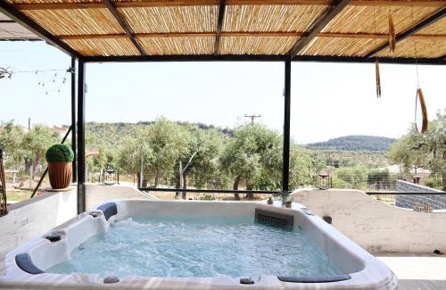 Astris Villa | Thassion-ikea Jacuzzi Hydromassage
