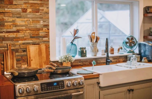 Gold Bar Cabin | That PNW Cabin, a Photographers creekside A-Framen