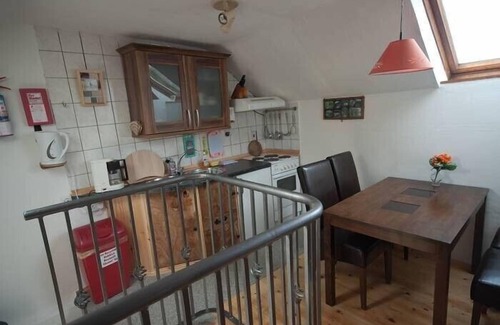 Shiplake Ski Chalet | Thatched cottage/200 year old farm house