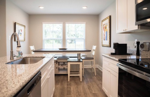 Gulf Hills House | The 15th Fairway Cottage - water view close to beach & downtown Ocean Springs!