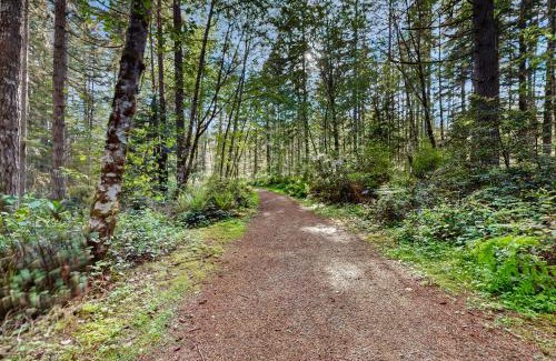 Port Orchard House | The 15th Hole Haven