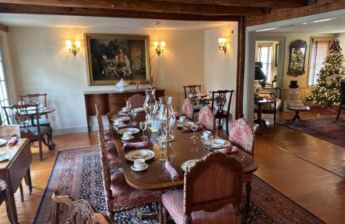 Village of Southampton Bed & Breakfast | The 1708 House
