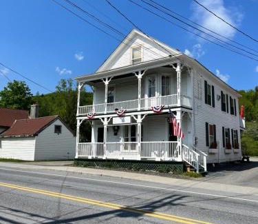 West Dover Apartment | The 1827 House