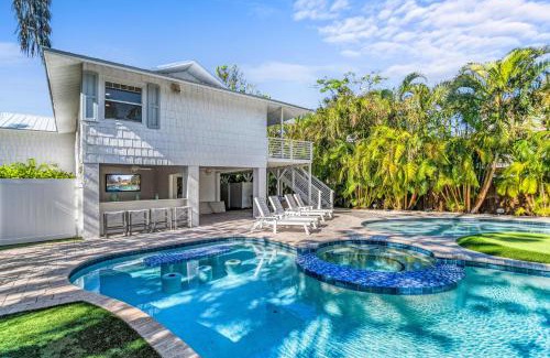 Anna Maria House | The 19th Hole - 238