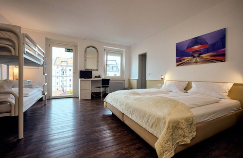 Augustenstraße Hostel | The 4 You Hostel & Hotel