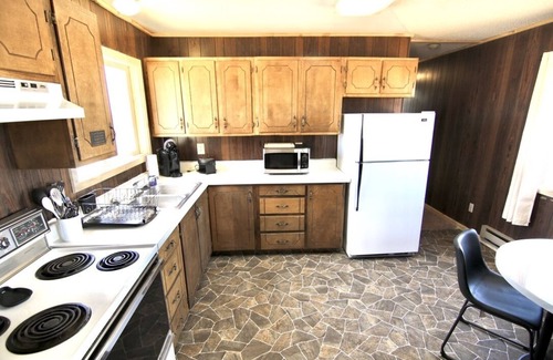 Blanding Cabin | The 4x4 Bunkhouse Cabin