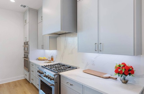 Kingsland House | The 563 Villa with Concierge Services