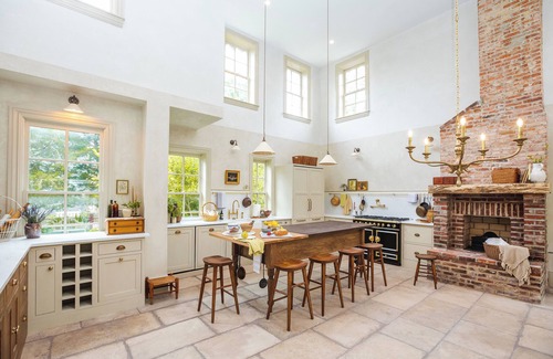 Cape May House | The Abbey - Historical Cape May Villa w/reno coming for summer 2023!