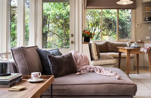 Daylesford Villa | The Acorn is a romantic getaway
