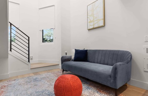Pacific Heights Apartment | The Addison by Kasa | Grand Queen Loft | San Francisco