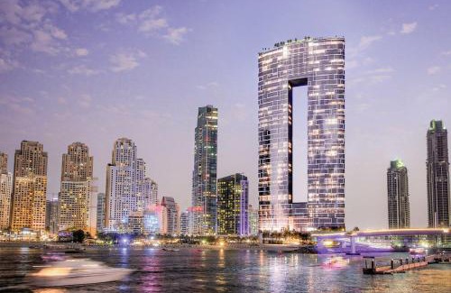 Dubai Marina Apartment | The Address Hotels, JBR- 2BR Private Apartment with Beach