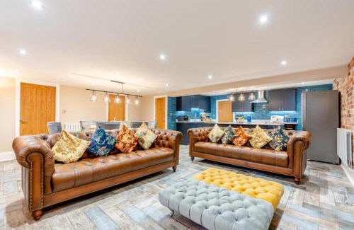 Whitby Apartment | The Admirals Room - Whitby