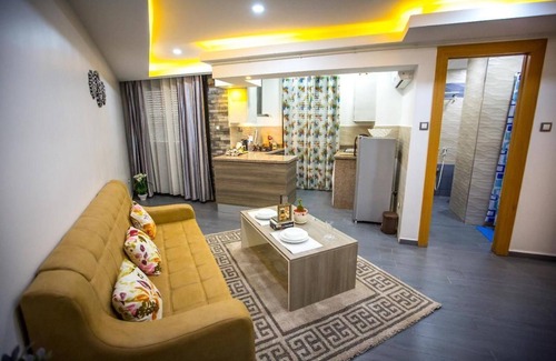 Oran Apartment | The Adress Residence