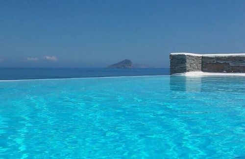 Kithnos Villa | The Aegean Sea in front of your eyes!