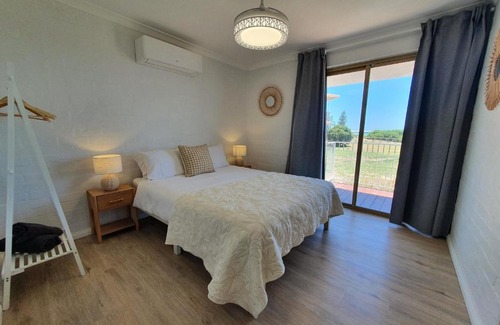 Tarcoola Beach Apartment | The African Reef
