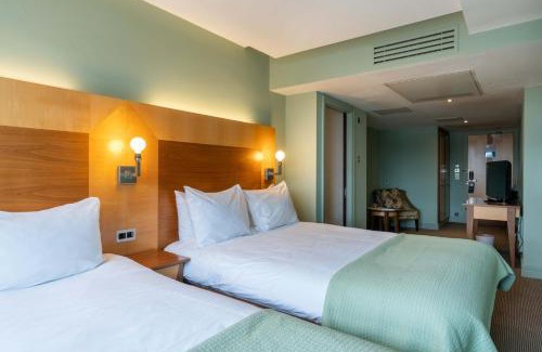 Chinatown Hotel | The Alan