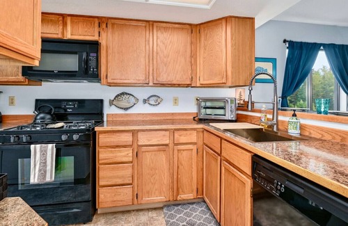 Kenai House | The Alaskan Bohemian