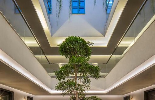 DLF Phase 3 Hotel | The Aldott Cyber City