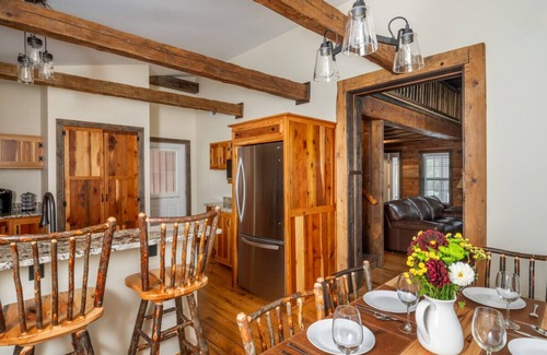 North Creek House | The Alexander Barn - Brand new!