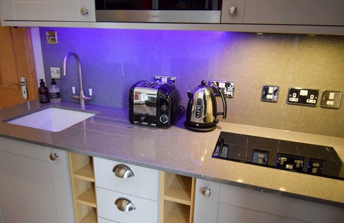 West Laroch Apartment | The Allanbreck Hideaway - sleeps 2 guests in 1 bedroom