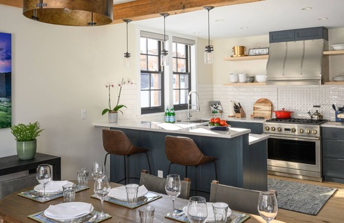 Crested Butte House | The Alley Bundle at Academy Place Private Hot Tub