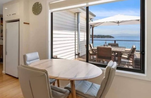 Southern House | The Alonnah' Beach House - Main House & Unit