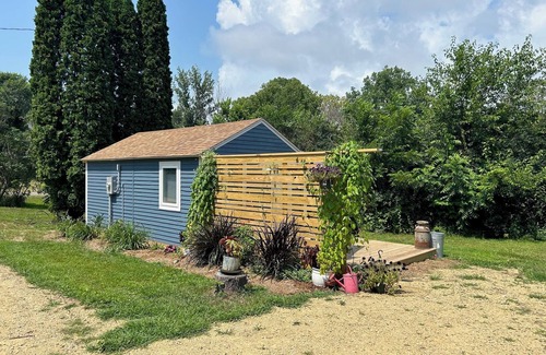 Pepin Cottage | The Alton House - Come experience tiny house living in beautiful Pepin!