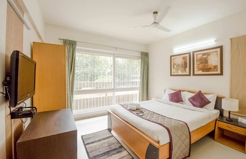 Bellandur Hotel | The Altruist Business Stays (B -1)