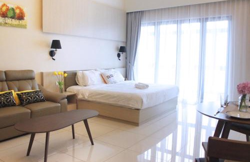 Jenjarom Apartment | The Amber Residence Putra Height by Sleepy Bear