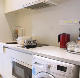 Jenjarom Apartment | The Amber Residence Putra Height by Sleepy Bear