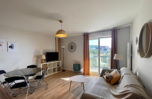 Benerville-sur-Mer Apartment | The ammonite sea view with large balcony