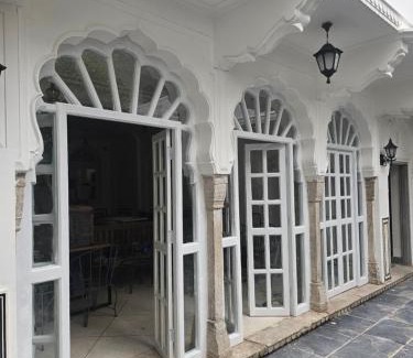 Pink City Bed & Breakfast | The Amoli Haveli