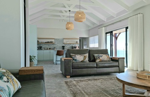 Gordons Bay Central House | The Anchor
