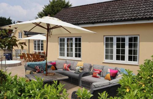 Chippenham House | The Anchorage Nables Farm